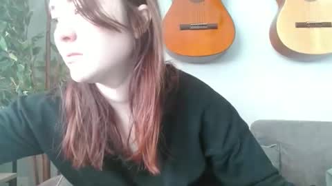 Snapshot of pillogoddess chatting on December 4, 2025, 8:50 pm PilloGoddess online show from December 4, 2025, 8:50 pm