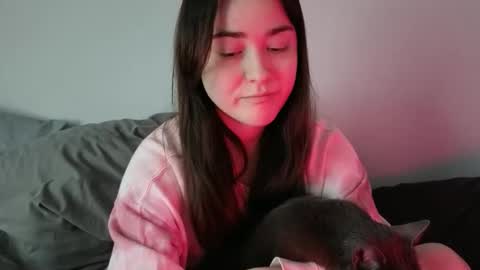 Snapshot of pillogoddess chatting on March 2, 2026, 9:54 pm PilloGoddess online show from March 2, 2026, 9:54 pm