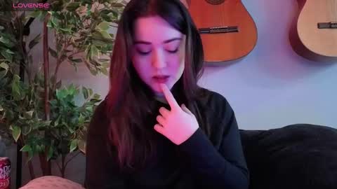 PilloGoddess online show from March 19, 2026, 8:18 am