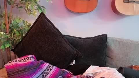 PilloGoddess online show from March 24, 2026, 5:23 am