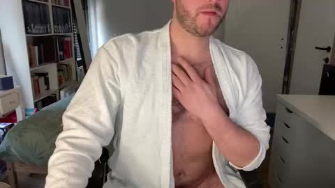 pilou online show from March 18, 2026, 12:19 pm