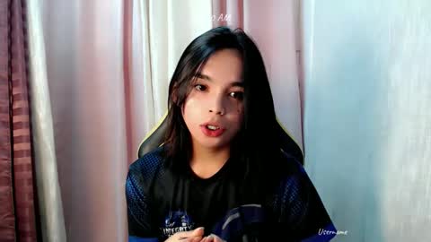 Snapshot of pinay_heart chatting on May 28, 2026, 7:00 pm heart online show from May 28, 2026, 7:00 pm