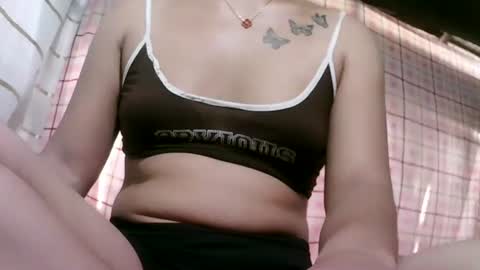 pinay_janella10 online show from October 18, 2025, 6:48 am