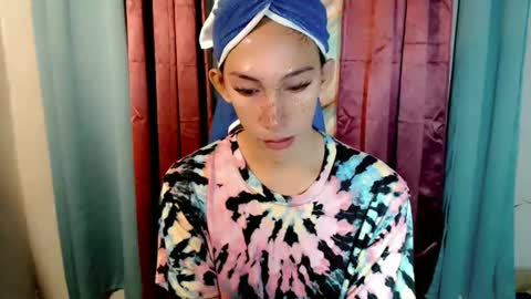 lucyLove online show from October 1, 2025, 2:17 am