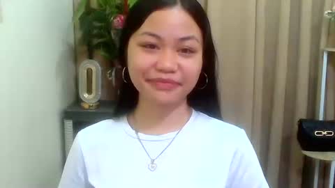 Snapshot of pinay_rosee chatting on March 22, 2026, 1:20 am pinay_rosee online show from March 22, 2026, 1:20 am