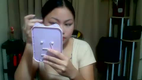 Snapshot of pinay_rosee chatting on April 7, 2026, 10:37 am pinay_rosee online show from April 7, 2026, 10:37 am