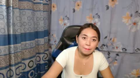Snapshot of pinay_singlemomxs chatting on March 7, 2026, 8:22 am pinay_singlemomxs online show from March 7, 2026, 8:22 am