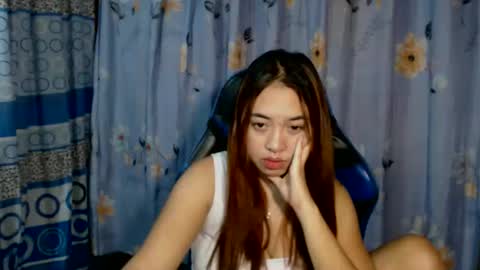 Snapshot of pinay_singlemomxs chatting on April 8, 2026, 6:30 pm pinay_singlemomxs online show from April 8, 2026, 6:30 pm