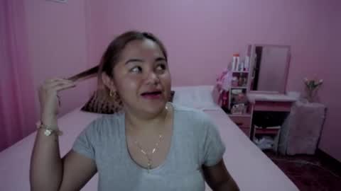 pinay_sweetheartx online show from May 5, 2026, 9:28 am