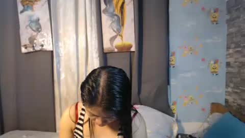 pinayhotmama08 online show from April 15, 2026, 2:07 am