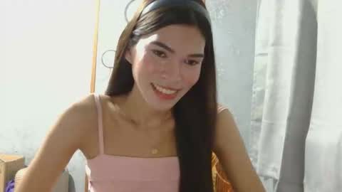 Snapshot of pinayjessaxxx chatting on May 28, 2026, 10:45 am pinayjessaxxx online show from May 28, 2026, 10:45 am