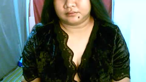 Snapshot of pinayjona chatting on April 23, 2026, 12:29 pm pinayjona online show from April 23, 2026, 12:29 pm