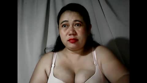 pinaymama12345 online show from November 22, 2025, 10:53 pm