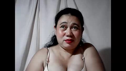 pinaymama12345 online show from February 12, 2026, 12:38 am