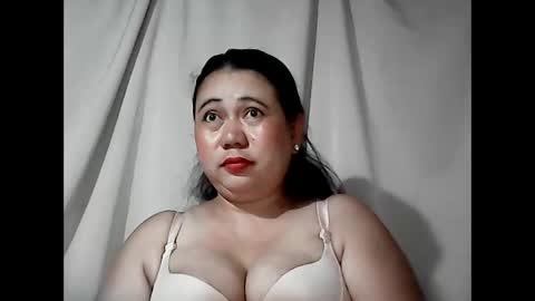 pinaymama12345 online show from May 11, 2026, 10:29 pm