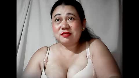 pinaymama12345 online show from May 27, 2026, 10:29 pm