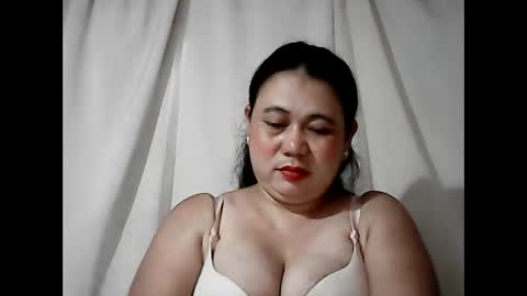 pinaymama12345 online show from June 3, 2026, 11:21 pm