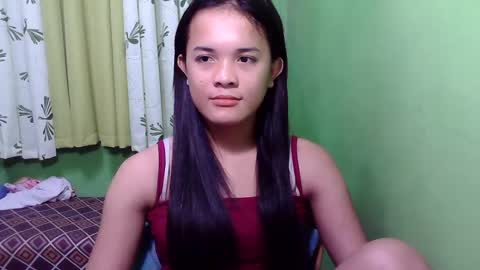 pinaymorena_rhowe online show from December 7, 2024, 3:04 am
