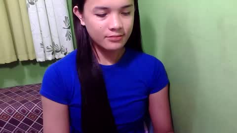 pinaymorena_rhowe online show from December 10, 2024, 11:51 pm