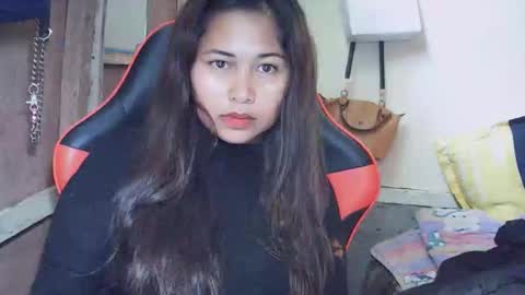 pinaysunday online show from October 17, 2025, 9:23 am