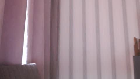       online show from September 18, 2025, 6:37 am