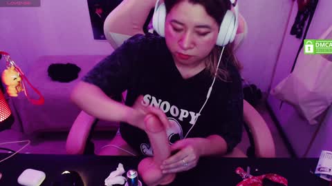 Kitty online show from January 2, 2025, 7:40 pm