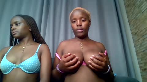 pinkyy online show from July 17, 2026, 1:12 am