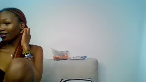 pinkyy online show from July 28, 2026, 10:42 pm