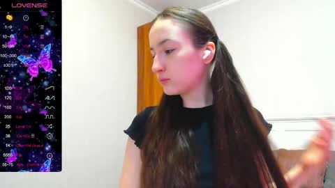 Snapshot of pink_soda33 chatting on May 28, 2026, 2:42 am pink_soda33 online show from May 28, 2026, 2:42 am