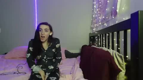 Snapshot of pink_tv chatting on November 25, 2025, 2:44 am pink_tv online show from November 25, 2025, 2:44 am