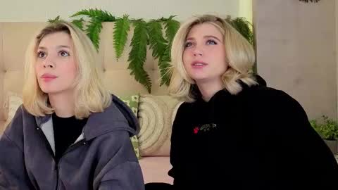 Snapshot of pinkadele chatting on September 25, 2025, 10:08 am Adele online show from September 25, 2025, 10:08 am