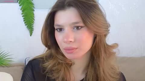 Snapshot of pinkadele chatting on February 17, 2026, 8:33 am Adele online show from February 17, 2026, 8:33 am