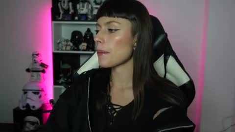 Emily online show from April 18, 2026, 2:04 am