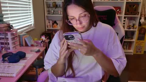 Snapshot of pinkcheetodomain chatting on September 21, 2025, 4:08 pm pinkcheetodomain online show from September 21, 2025, 4:08 pm