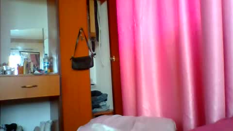 pinkdomina01 online show from June 9, 2026, 9:32 am