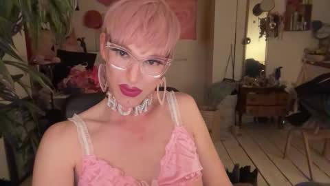 pinkfag online show from March 25, 2026, 4:57 pm