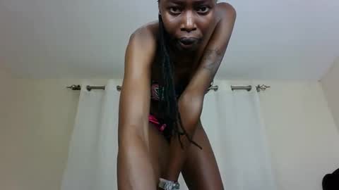 Snapshot of pinkie_ponny chatting on February 16, 2025, 7:37 am Pinkie online show from February 16, 2025, 7:37 am