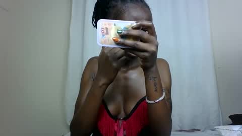 Snapshot of pinkie_ponny chatting on February 17, 2025, 4:31 am Pinkie online show from February 17, 2025, 4:31 am