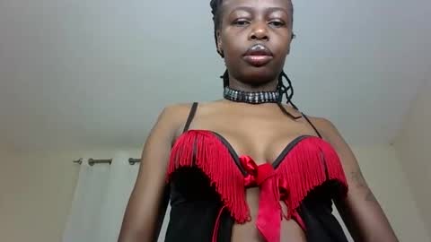 Snapshot of pinkie_ponny chatting on March 5, 2025, 4:56 am Pinkie online show from March 5, 2025, 4:56 am