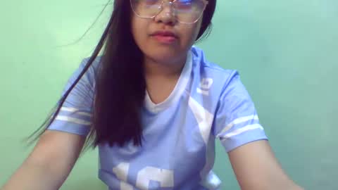 Hi  its me shine  online show from February 23, 2025, 1:24 am