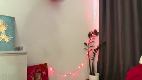 Perlita online show from December 22, 2024, 8:36 pm