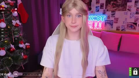 pinkvenom_ online show from December 9, 2024, 5:19 pm