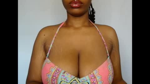 pinkxsugar online show from March 25, 2026, 8:09 am