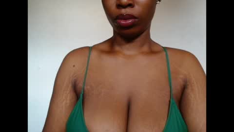 pinkxsugar online show from May 12, 2026, 8:00 am