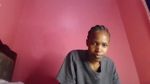 pinky_cockoo online show from June 22, 2026, 1:19 pm