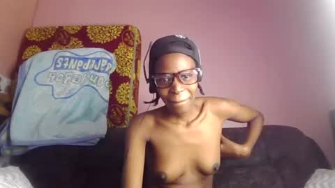 pinky_cockoo online show from July 20, 2026, 10:39 am