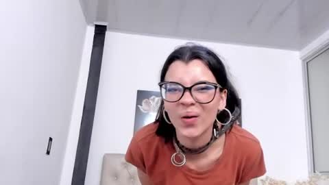 pinky_f00x online show from July 23, 2026, 1:58 am