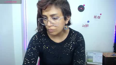 Snapshot of pinky_pinky_ chatting on June 21, 2026, 12:57 am VIOLETA LOPEZ online show from June 21, 2026, 12:57 am