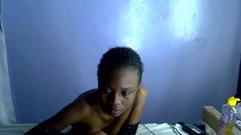 pinkycham online show from June 1, 2026, 8:54 pm