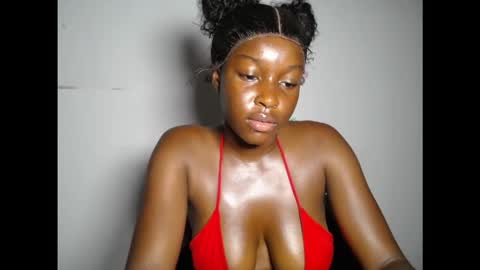 pinkykiki_247 online show from November 21, 2025, 7:45 pm